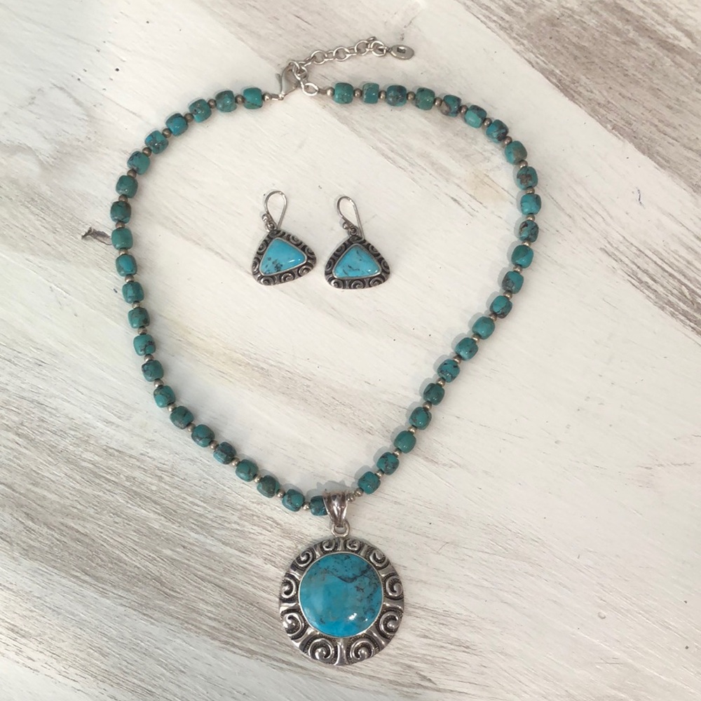 Turquoise Beaded Necklace and Earring Set
